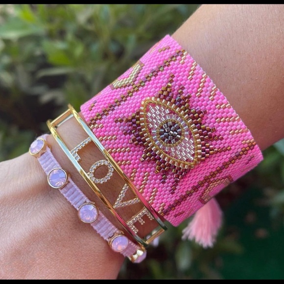 LOVE CUFF - Picture 1 of 3